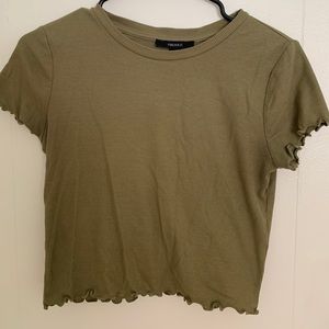 Green cropped t shirt